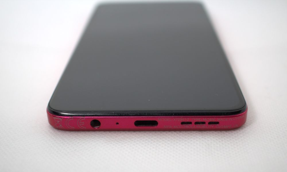 Telefon MOTOROLA G84, 256 GB, Viva Magenta