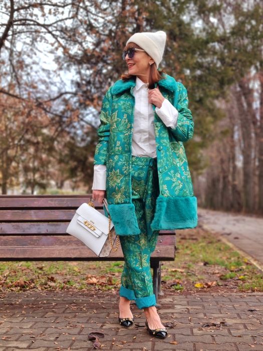 Панталон и Дълъг Блейзер