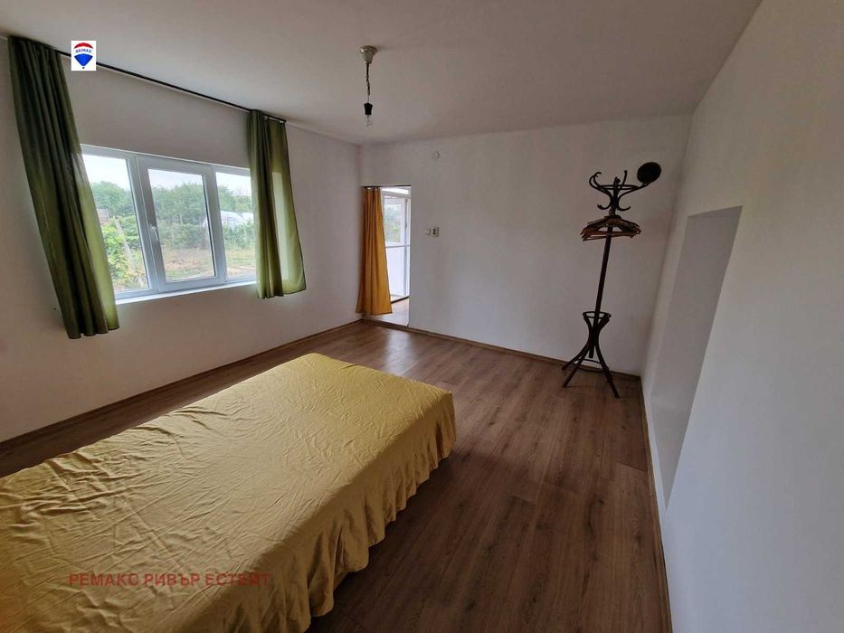 Селска къща за продажба в с. Борисово