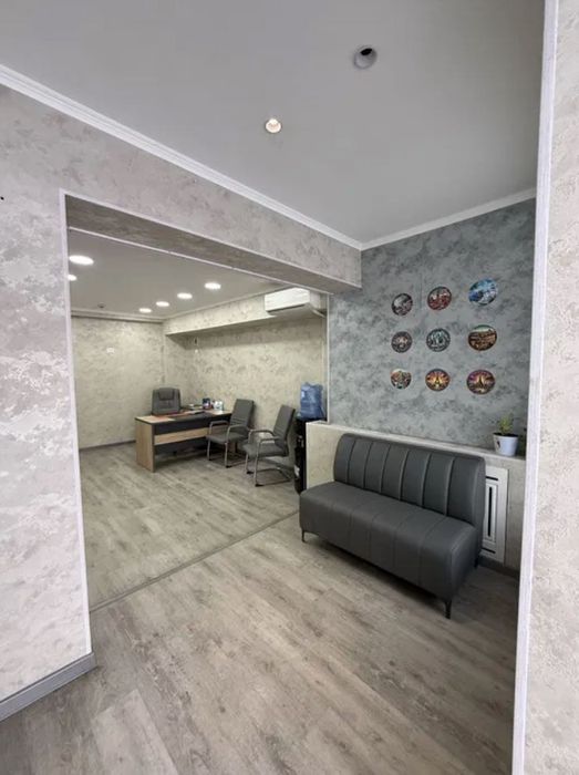 Сдается в аренду офис на Ц-4 (AX)