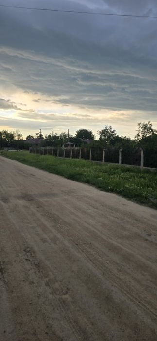 Casa comuna Izvoare, jud Dolj sau pachet casa plus 15 ha teren arabil