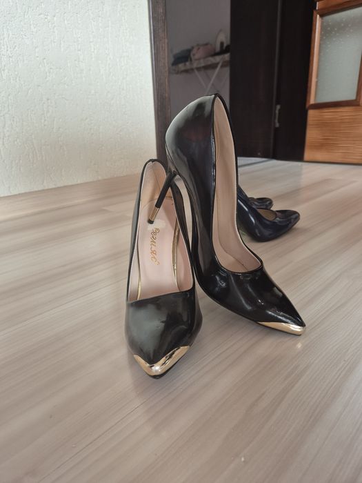 Дамски токчета-39 номер