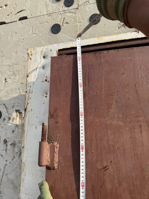 Продам дверь железный