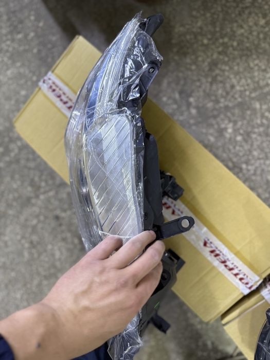 Фары Тойота Корола 150