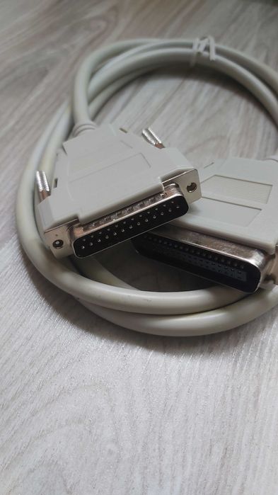 Vând cablu adaptor paralel 25 pin la 36 pin