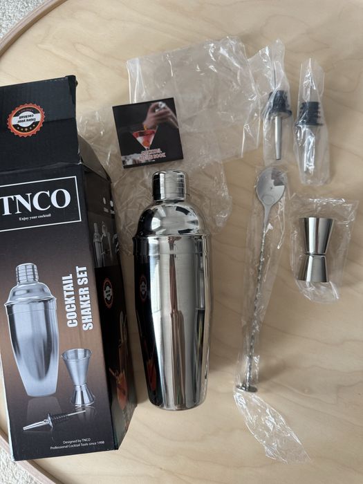 Set cocktails accesorii barman pt bauturi cu retete cocktails 750 ml