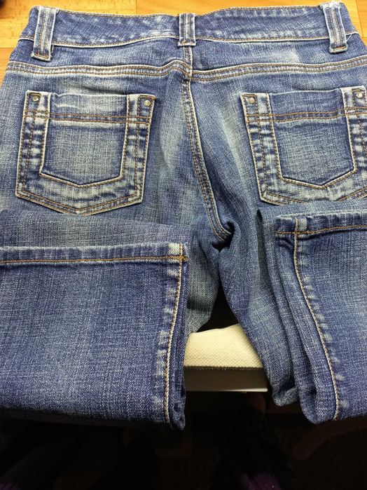 джинсы для девушки