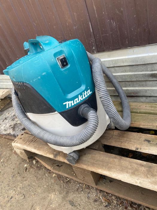 Продается пылесос Макита Makita оргинальный