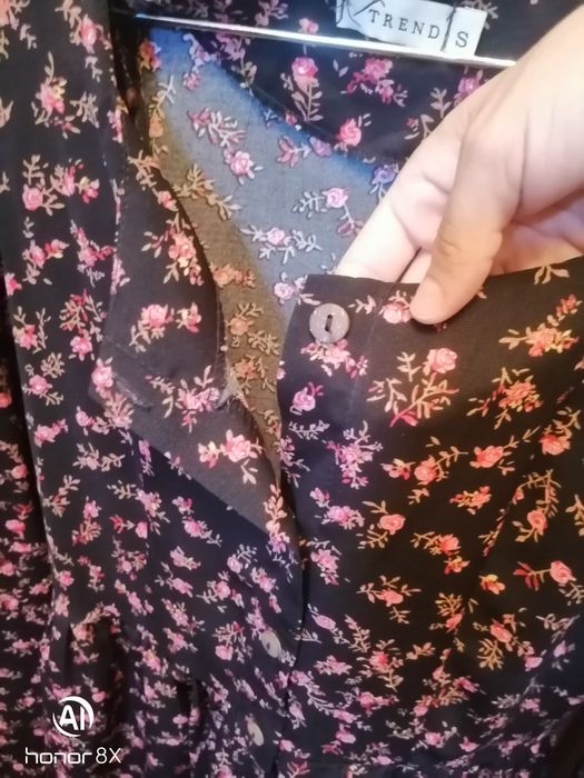 Модная женская платье.