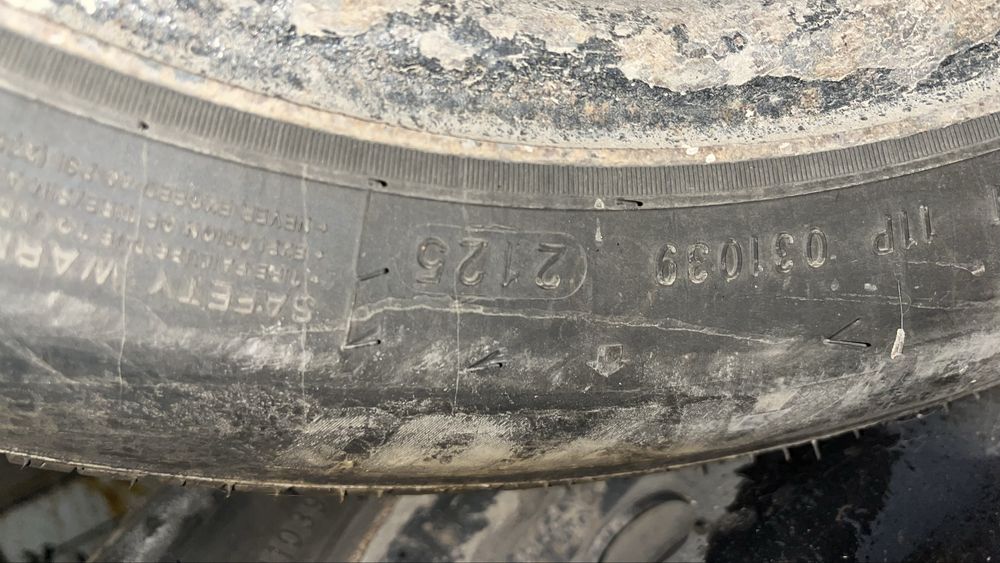 Продам шины 175/65 R14 со штампованными дисками