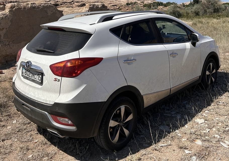 Продам автомобиль JacS3