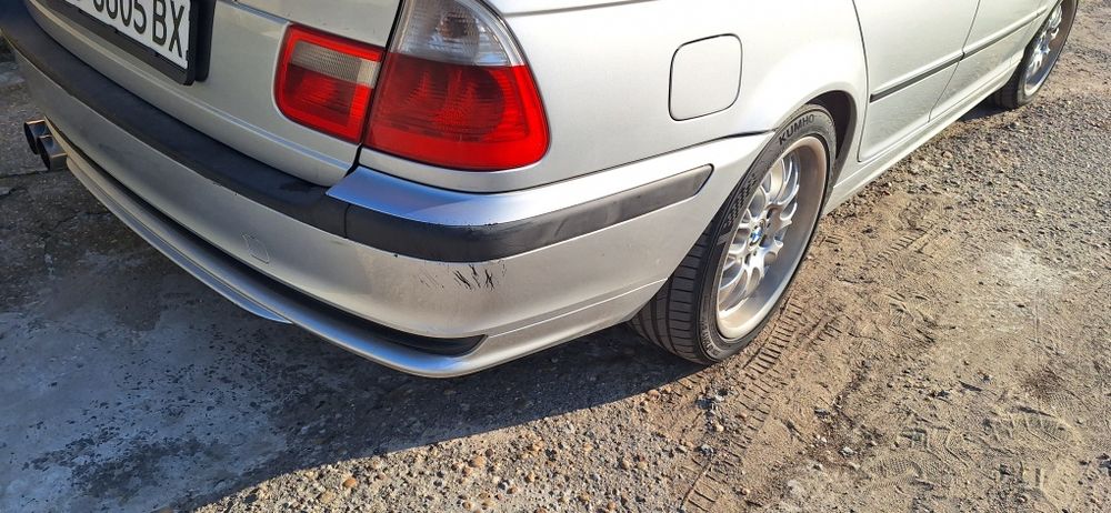 Е46 задна фейс броня за комби, перфектно здрава
