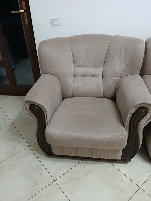 Canapea și 2 fotolii