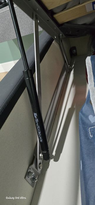 Двуспальная кровать+матрас