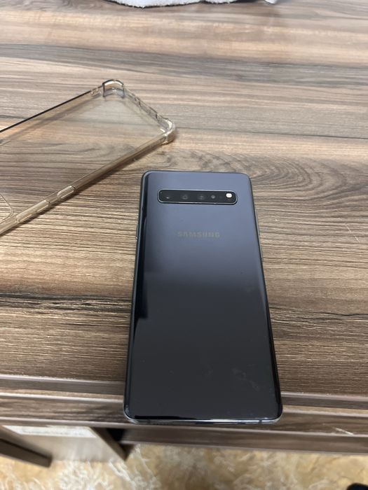 Samsung galaxy S10+