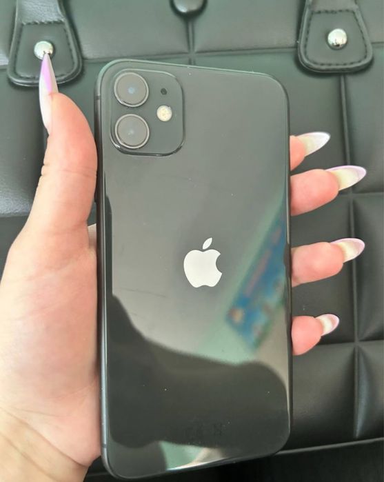 Срочно продам iphone 11 128 gb