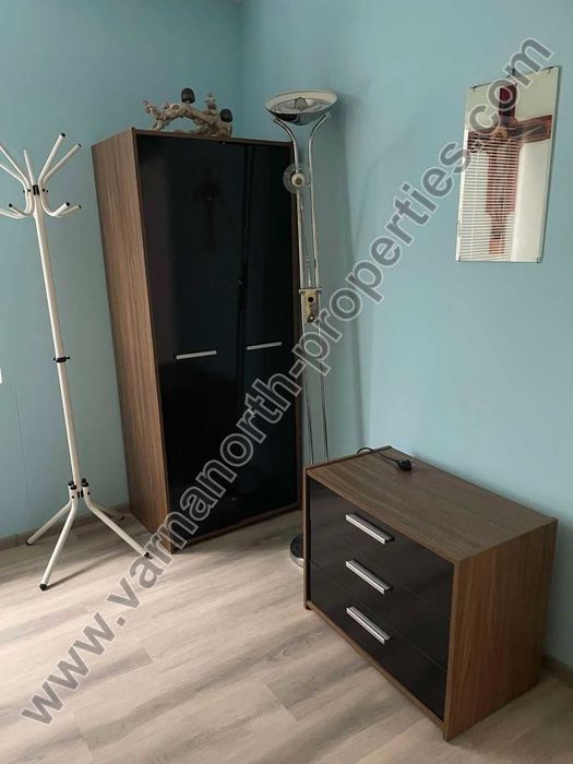 Имот в малко село близо до Каварна