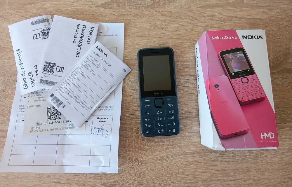 Нов телефон Nokia 225