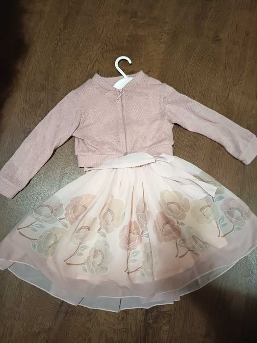 Детски рокли - различни видове и размери