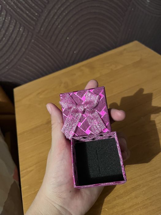 Подарочные коробки для украшения