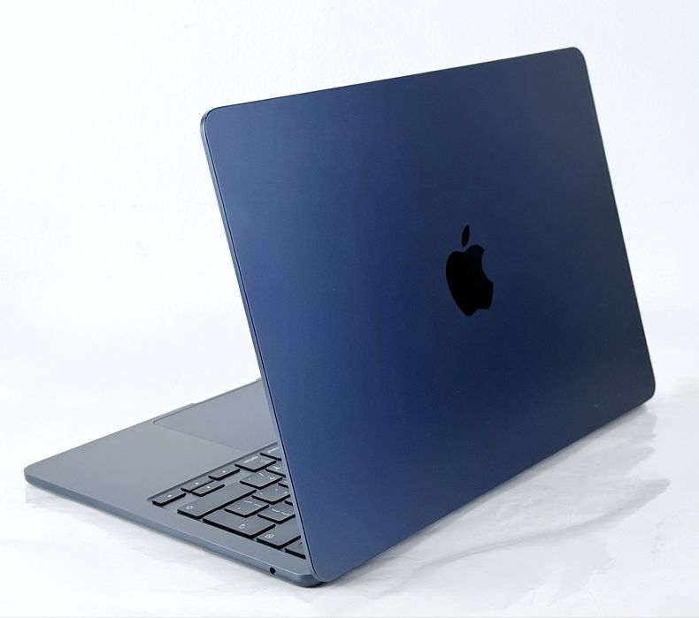 Apple MacBook Air 13 M2 8RAM 256GB Midnight 100% Батерия! Гаранция!