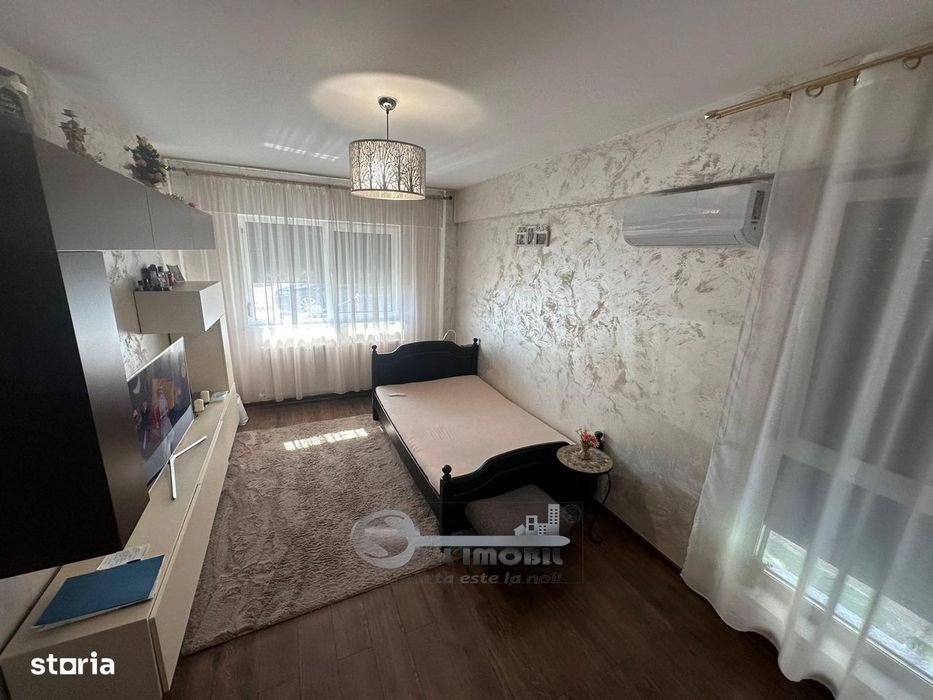 Apartament 2 Camere Decomandat 42.5mp Galata Platoul Insorit