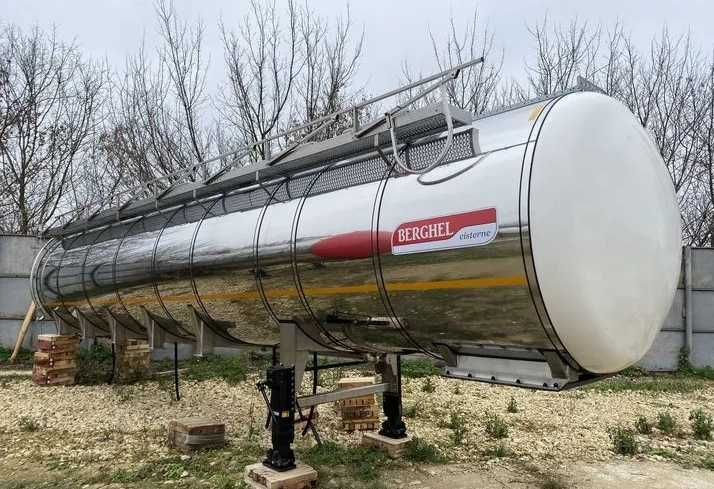 Полуприцеп пищевая цистерна BERGHEL 27000Л 4-осная, 2025