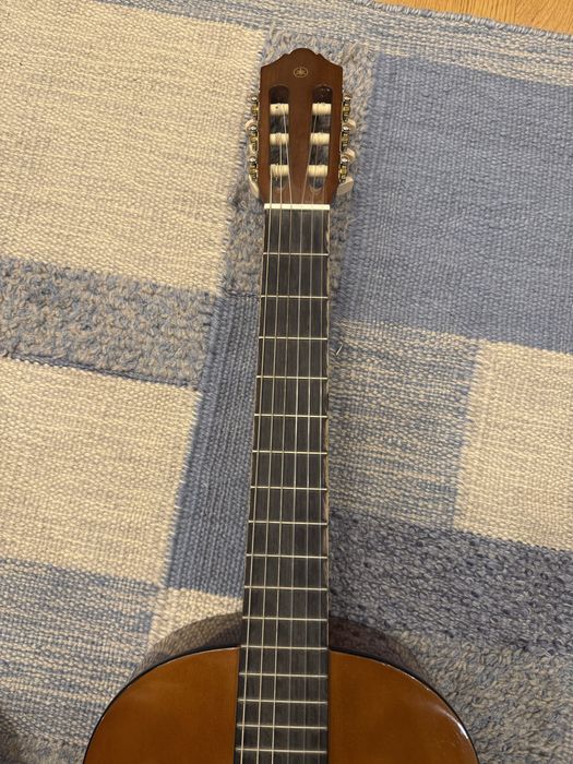 Классическая гитара Yamaha C40. Yamaha C40