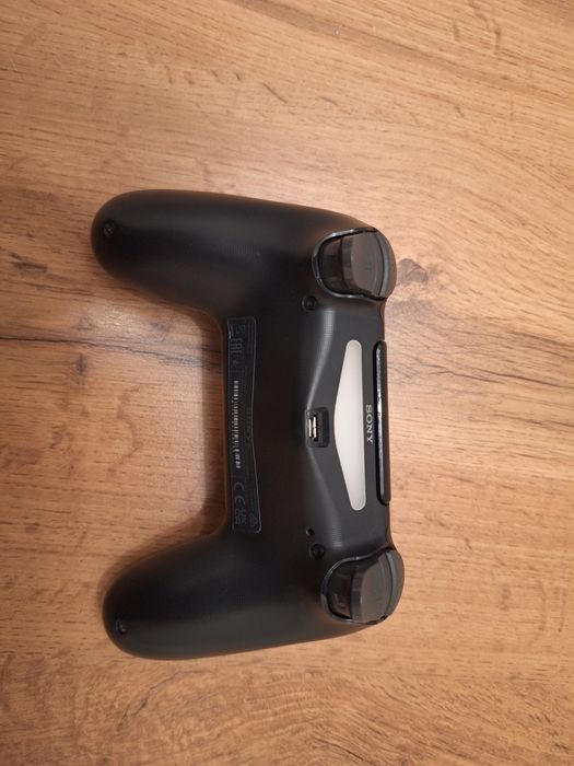 продам или обменяю ps4 slim