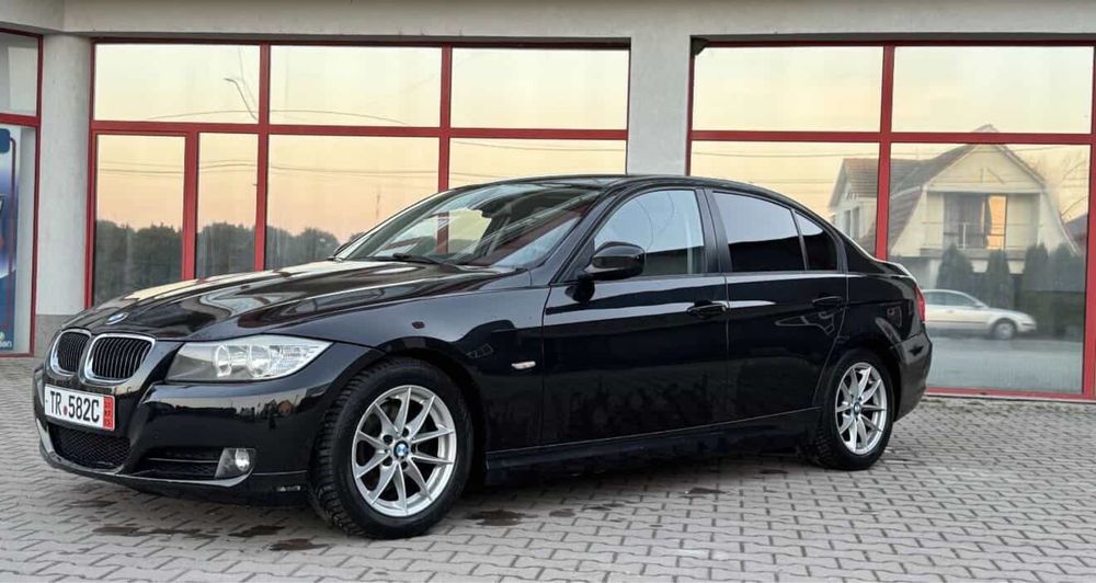 BMW 3 Series 2010 — imagine 3