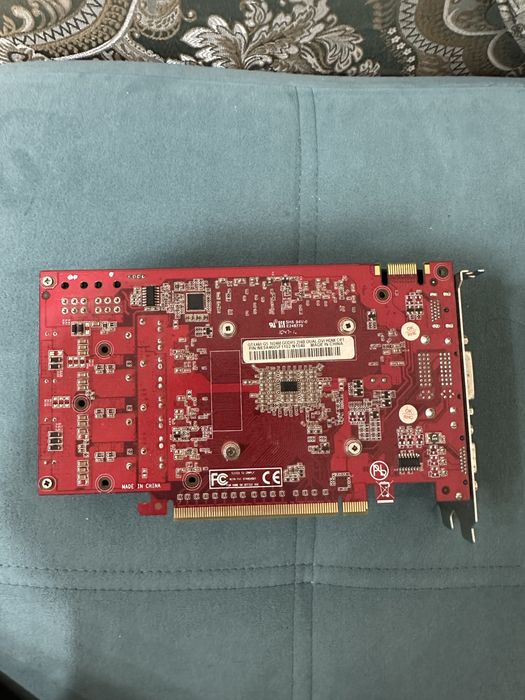 GTX 460 на 1ГБ(GDDR5)