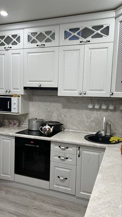 продам 4-х ком квартиру