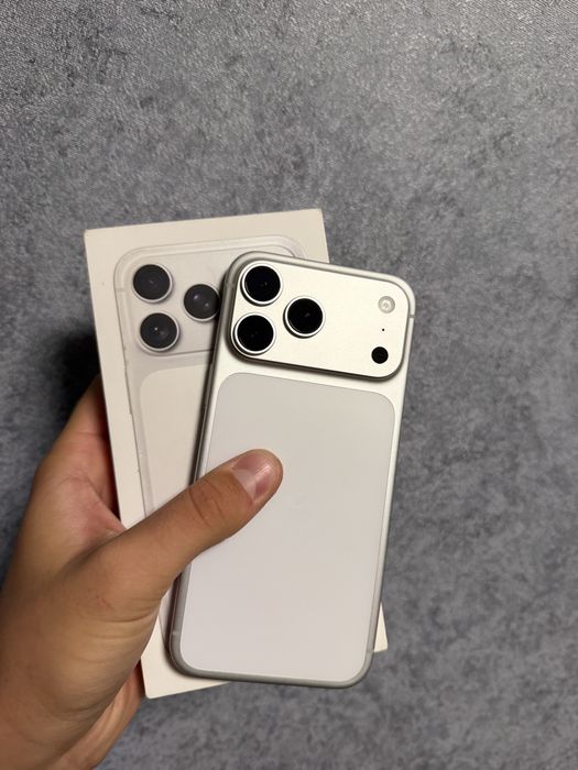 iPhone 17 Pro Max 256ГБ 96%АКБ ЕСИМ