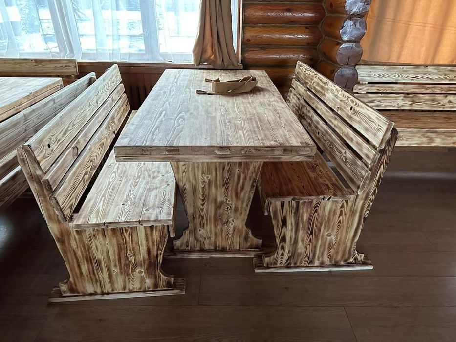 Деревянное пано ручной работы.