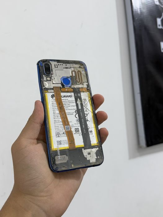 Redmi 6 Pro 32gb срочни сотилади