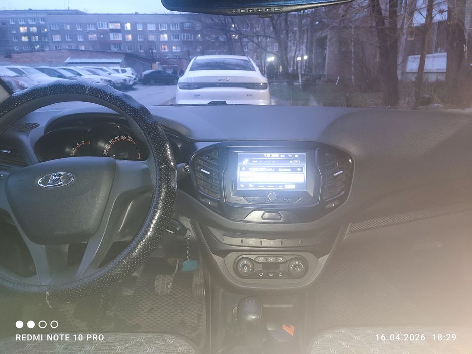 Продам Ладу Веста