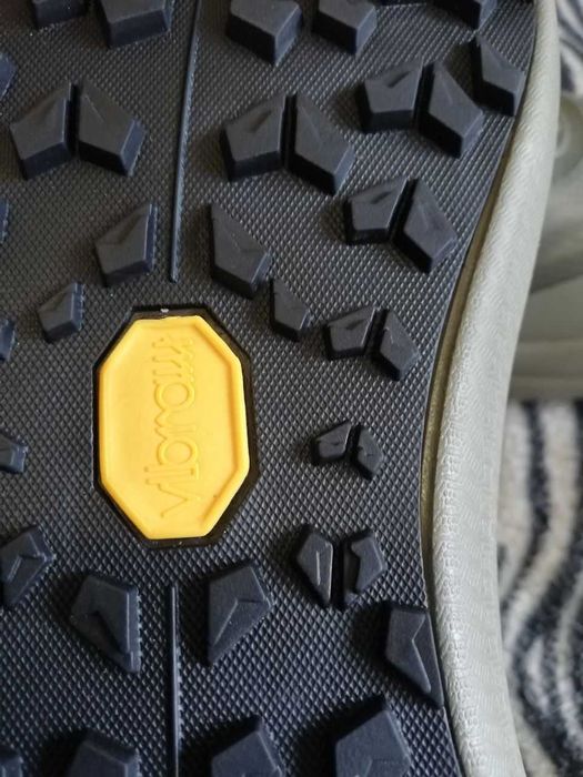 Кроссовки тактические