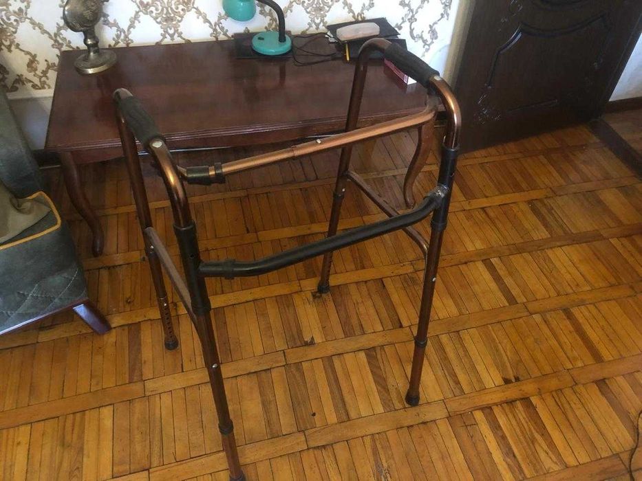 Ходунки для взрослых