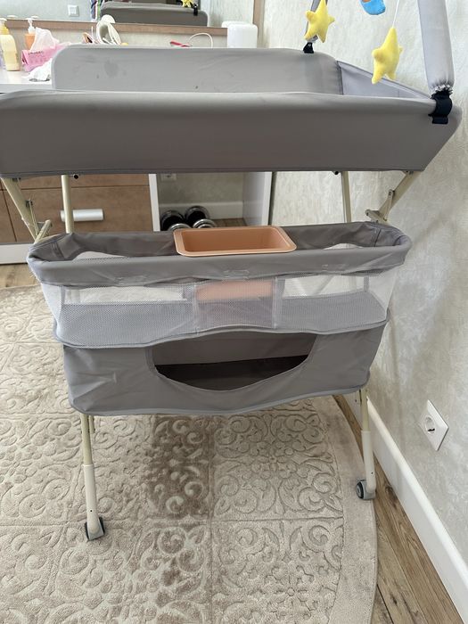 Пеленальный столик