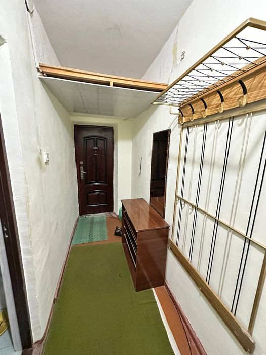 Яккасарйсий район ракат махалля 1 этаж 2х ком можно под офис