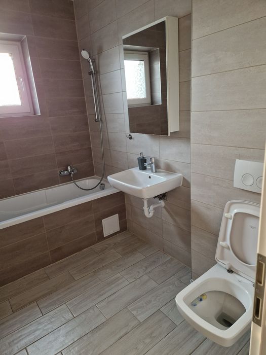 Inchiriez apartament Avantgarden 4