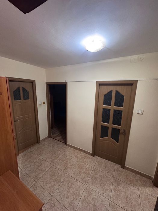 Vand apartament 2 camere decomandat