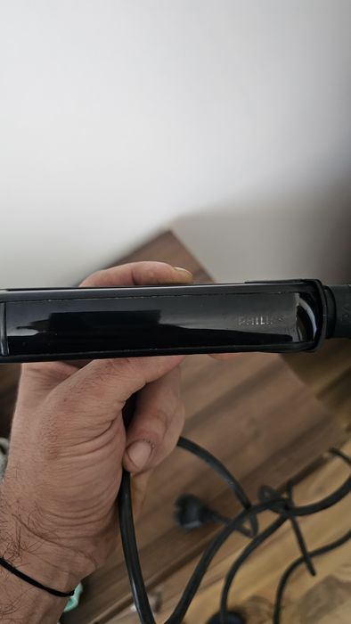 Vand placa de ondulat + placa de creponat de la Philips  folosite de maxim 3 ,4 ori