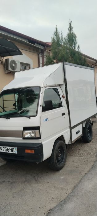 Labo Damas zor moshina