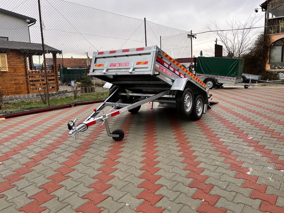 Remorci noi premium
