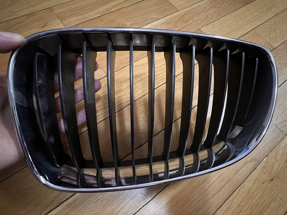 Решетки (Бъбреци) BMW 1 серия E87 2007 оригинални, преди фейс лифт