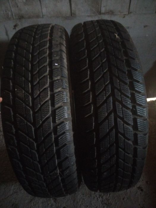 !!ПРОМО!!  Продават се два броя зимни гуми!!