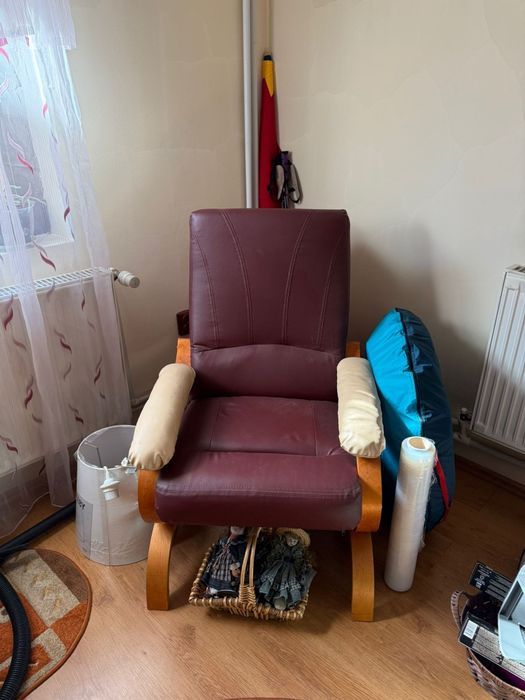 2 fotolii imitatie piele stare excelenta