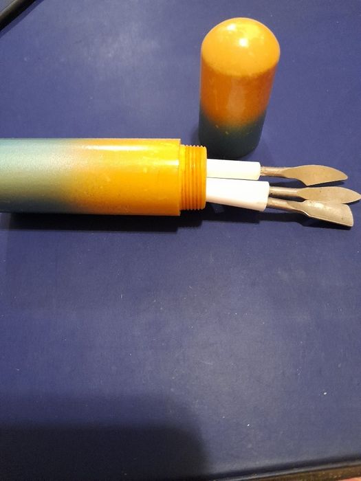 Ретро дамски несесер