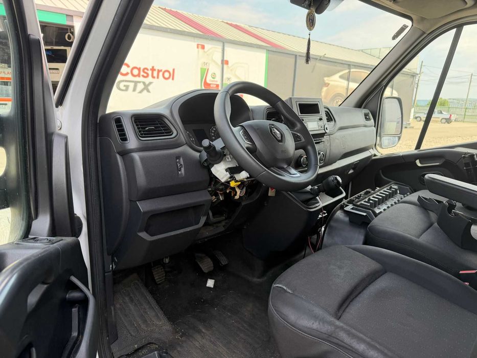 Renault Master Prelata 8pal 2023